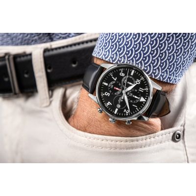3. Zegarek Męski Giewont Chronograph Sapphire Czarno Srebrny GW5630-A2