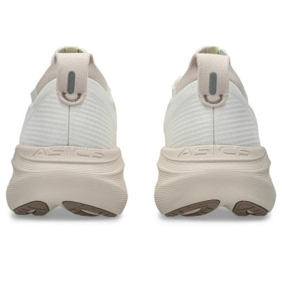 10. Buty Asics Gel Nimbus 27 W