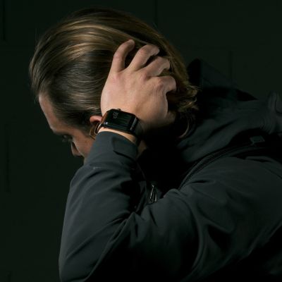 32. Nomad NM1A4RBM00 inteligentne akcesorium osobiste Band Brązowy Skóra