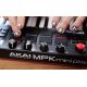 10. AKAI MPK MINI PLAY 3 - Mini klawiatura sterująca