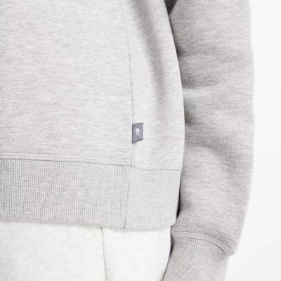 8. Bluza New Balance Sport Fleece Logo Crew W WT43526AG