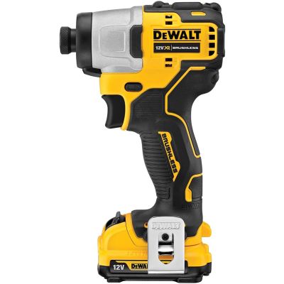 6. DeWALT DCF801D2-QW wkrętak zasilany/zakrętark udarowy