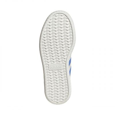 6. Buty adidas Barreda W JR1202