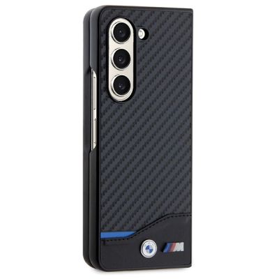 5. Etui BMW Leather Carbon na Samsung Galaxy Z Fold 5 - czarne
