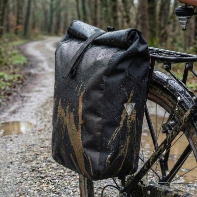 5. SAKWA TORBA ROWEROWA WODOSZCZELNA TYLNA NA BAGAŻNIK CZARNA 13,5L XQMAX PRO