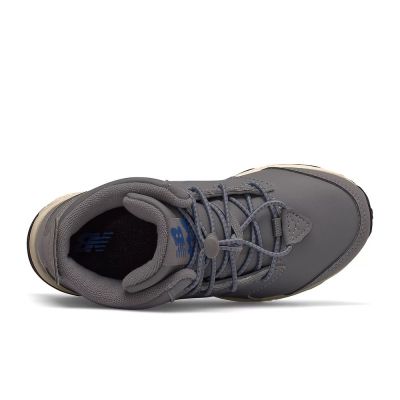3. Buty New Balance Jr YT800SC2