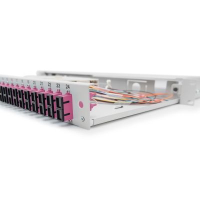 2. Digitus DN-96322-4 części do stojaków Panel zarządzania kablami
