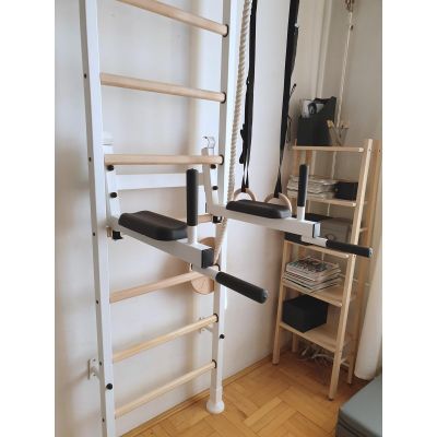 19. DRABINKA GIMNASTYCZNA DRĄŻEK PORĘCZ AKCESORIA DZIECIĘCE BIAŁY MAT BENCHK 413