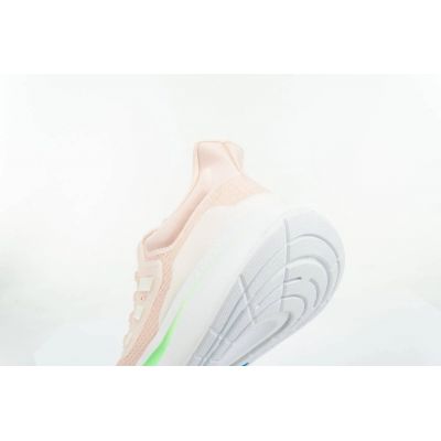 7. Buty adidas EQ21 Run W GY2205