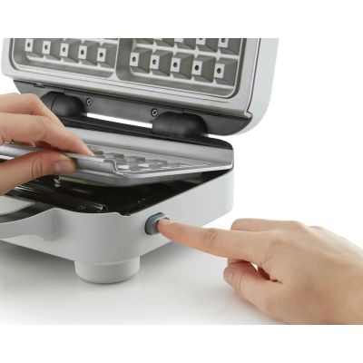8. Gofrownica Breville DuraCeramic VST072X (850W)
