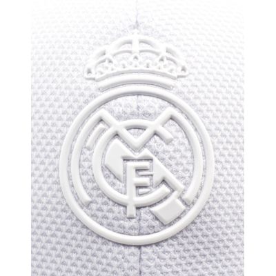3. Real Madryt czapka z daszkiem RM3GO48