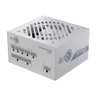 7. Obudowa ATX z zasilaczem 750W White Core GX 750 marki Seasonic