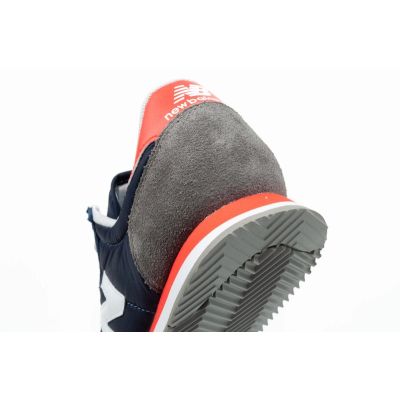 37. Buty New Balance Ul720Ua