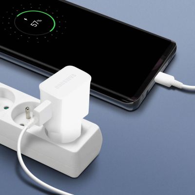 7. Ładowarka sieciowa Samsung EP-TA200EWE USB-A 15W z kablem EP-DR140AWE USB-A - USB-C (OOB Bulk - opakowanie zastępcze) - biała