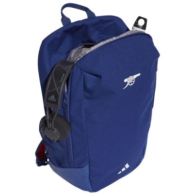 9. Plecak adidas Arsenal Londyn JE4035