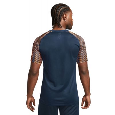 2. Koszulka Nike Dri-Fit Academy SS M DH8031-411