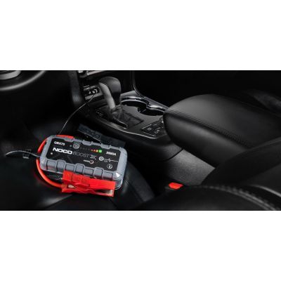 7. Noco GBX75 Boost X 12V 2500A Jump Starter Powerbank