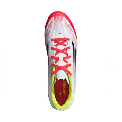 4. Buty piłkarskie adidas F50 Club FG/MG M IE1243