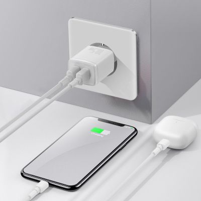 9. Baseus Compact ładowarka sieciowa 2x USB 10.5W biały (CCXJ010202)