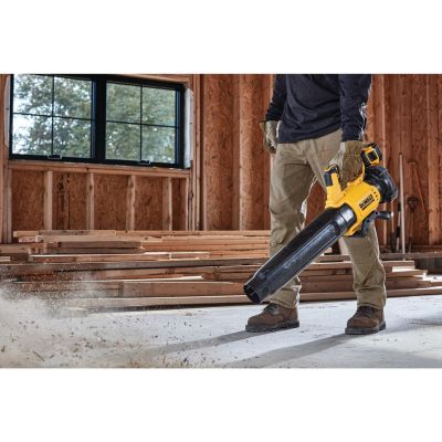 3. Dmuchawa osiowa 18V DCMBL562N-XJ DEWALT