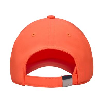 3. Czapka z daszkiem dla dzieci Nike Dri-Fit Club pomarańczowa FB5064 842