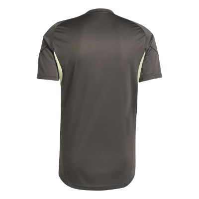 2. Koszulka treningowa adidas Real Madryt JP4049