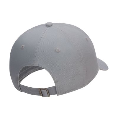 2. Czapka z daszkiem Nike Club FB5368-073