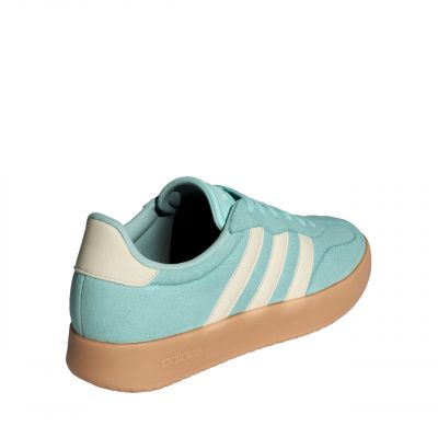 3. Buty adidas Barreda W JR1199