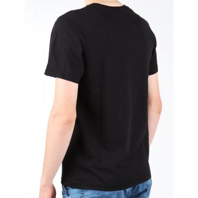 3. T-shirt Lee Photo Tee Black L60BAI01
