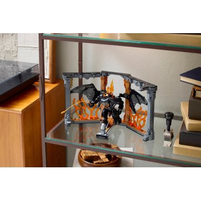 7. LEGO Icons 10367 Władca pierścieni: Book nook z Balrogiem