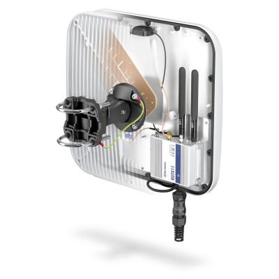 QuWireless QuMax XR LTE High Band antena Antena kierunkowa PoE/LAN 13 dBi