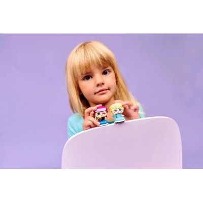 9. LEGO Disney Princess 43284 Anna i Elsa w wersji mini