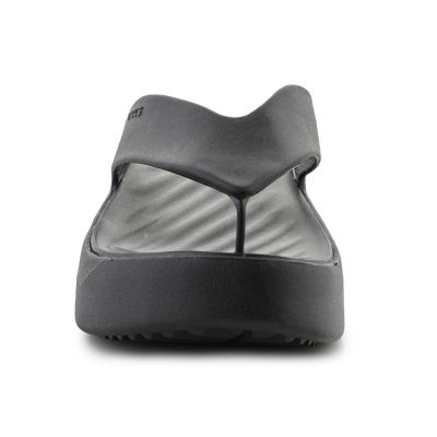 3. Japonki Crocs Getaway Platform Flip Black W 209410-001