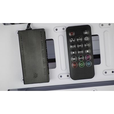 5. TACENS MARS MF-HUB 10x ARGB PWM- hub+pilot