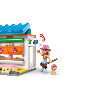 23. LEGO Friends 42677 Piekarnia z przysmakami dla psów