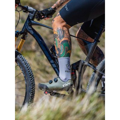 3. Skarpety rowerowe NORTHWAVE Sunday Monday Sock szary