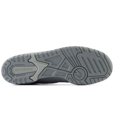 4. Buty New Balance U BB550MCB