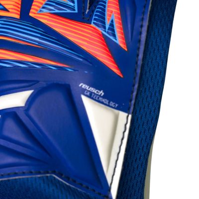 7. Rękawice bramkarskie Reusch Attrakt Starter Solid Junior niebieskie 5672514 4126