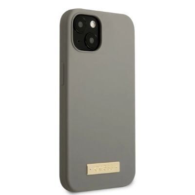 4. Etui Guess Silicone Logo Plate MagSafe na iPhone 13 - szare