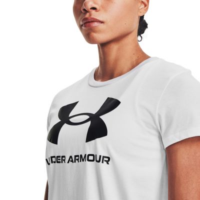 7. Koszulka Under Armour Live Sportstyle Graphic W SSC 1356305 102