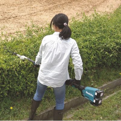23. Kosa żyłkowa Aku 2x18V DUX60Z MAKITA