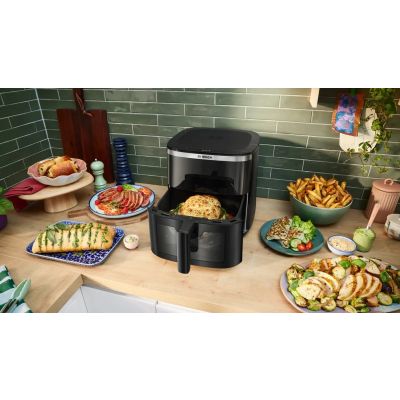 7. Frytkownica beztłuszczowa Bosch MAFS2671B (1800w; 7,2L)