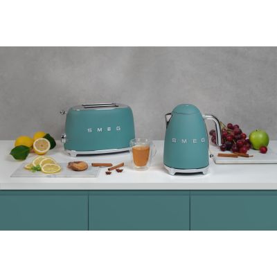 11. Czajnik Smeg Wasserkocher 50s Style Emerald Green