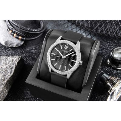 5. Zegarek Męski Guess Chip GW1063G1 + BOX