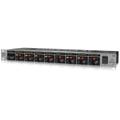 6. Behringer HA8000 V2 Wzmacniacz słuchawkowy