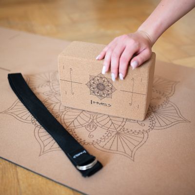 3. ZESTAW DO JOGI HMS CORK MATA TPE YM11 + KOSTKA KJ02 + PASEK SJ02