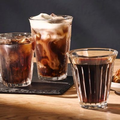 7. Ekspres ciśnieniowy Siemens TP715R07 EQ700 (czarny; 19 barów)