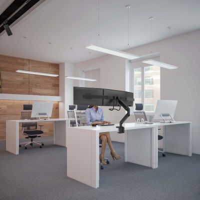 11. GEMBIRD BIURKOWE REGULOWANE RAMIĘ/UCHWYT NA 3 MONITORY 17-27, VESA 100X100MM, DO 6 KG