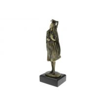 Statuetka Absolwentka Tryumf