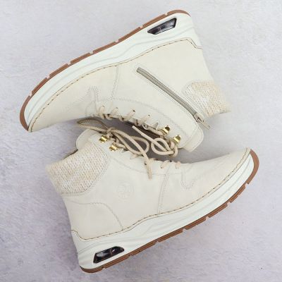 4. Botki damskie ocieplane trapery beżowe Rieker 44555-60